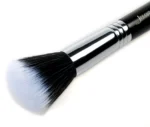 Duo Fiber Large Blending Brush 187 - Image 4